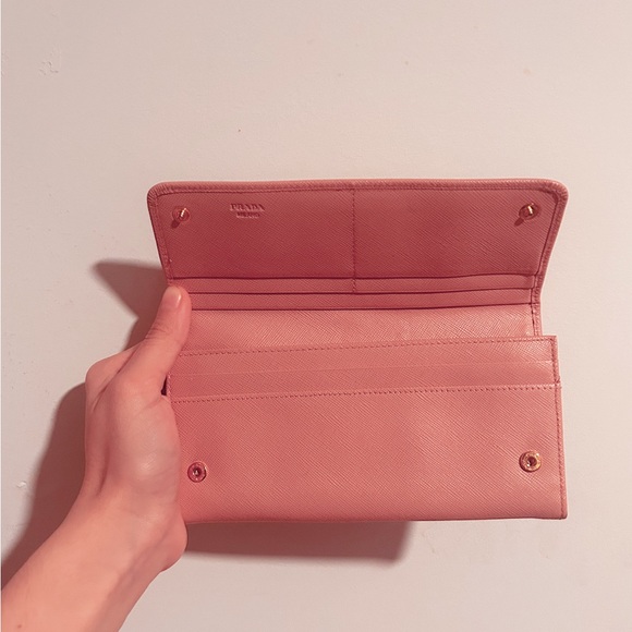 🎀Pink prada wallet bow🎀 - Picture 4 of 4